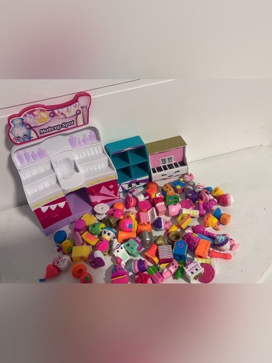 Shopkins Other - Shopkinz lot over 70 figures
